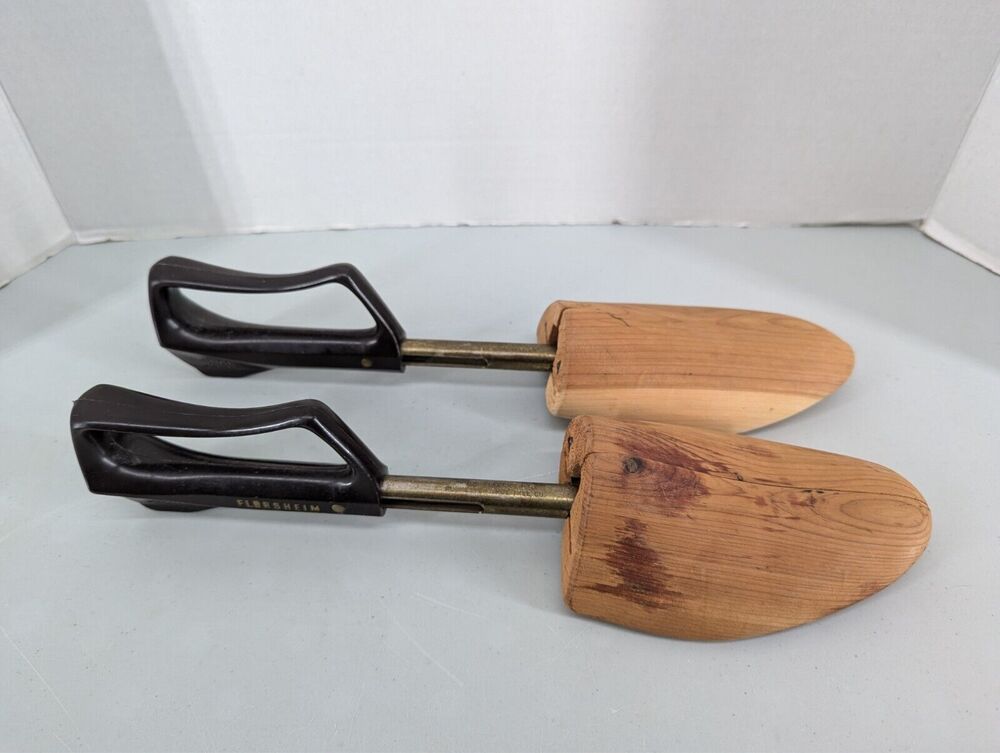 Vintage Florsheim Wood Shoe Trees Stretcher Cedar Travel Keeper Adjustable Size